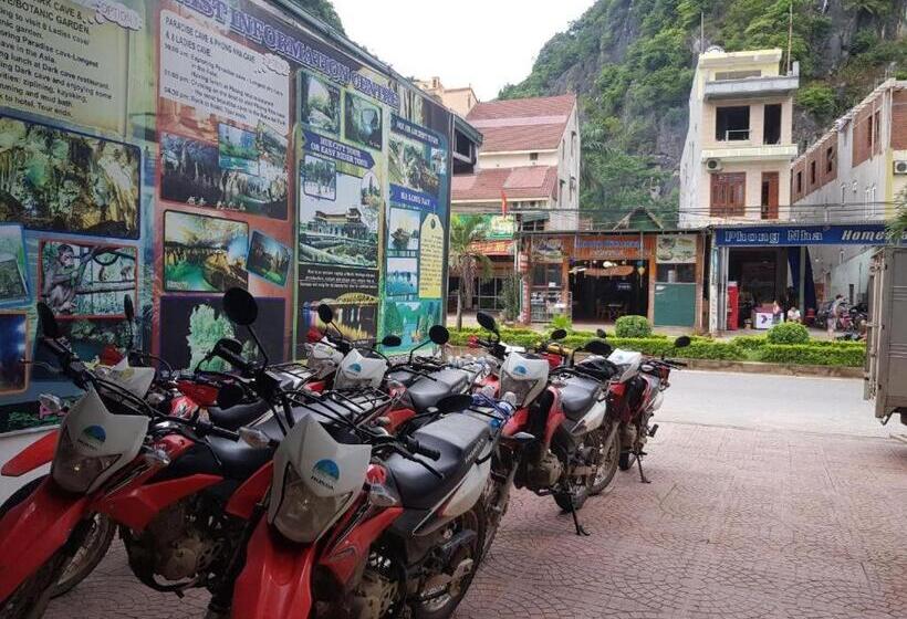 Phong Nha Jasmine Hostel & Roof Top Bar