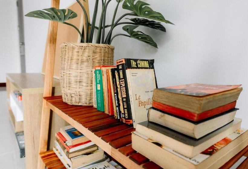 Red B Hostel, Cafe And Bar