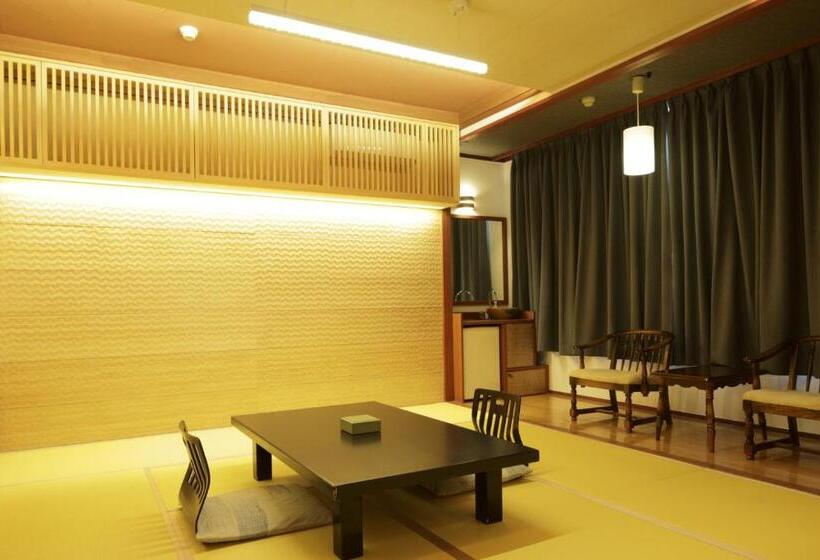 旅館 御宿うおき