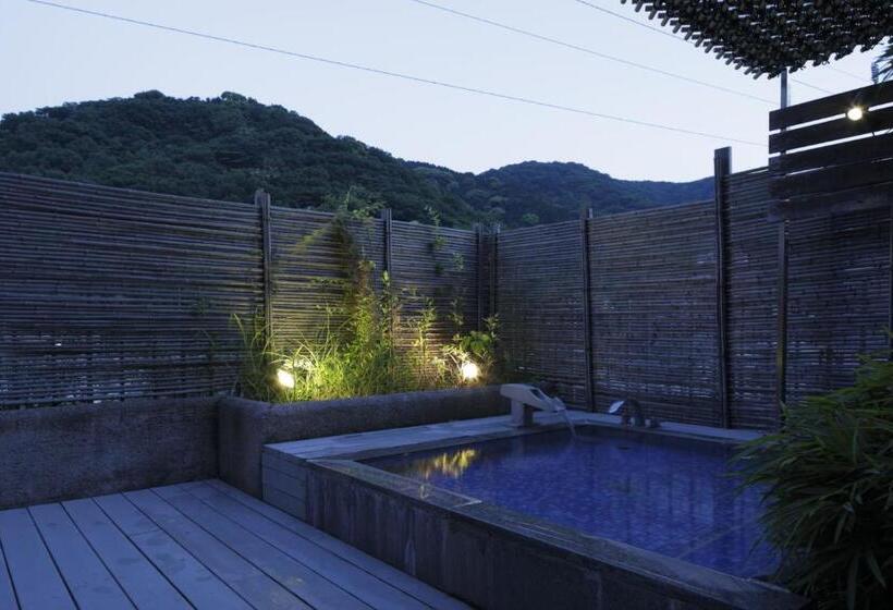 旅館 御宿うおき