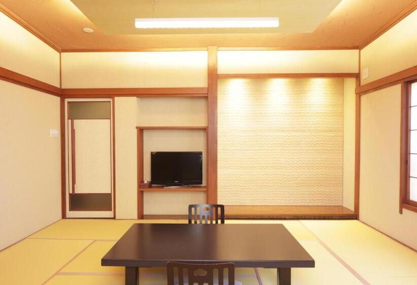 旅館 御宿うおき