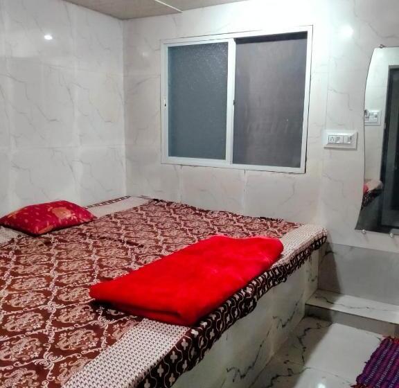 Tamrakar Hotel And Restaurant