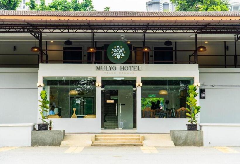 호텔 Mulyo
