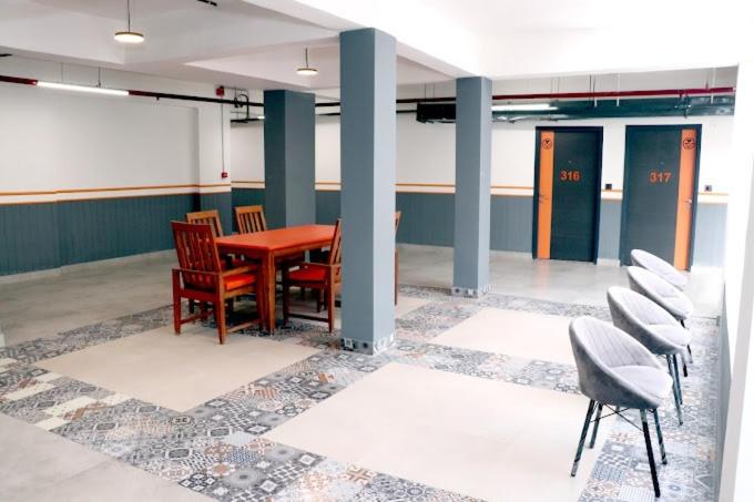 Virohaa Garden Hotel Ghaziabad