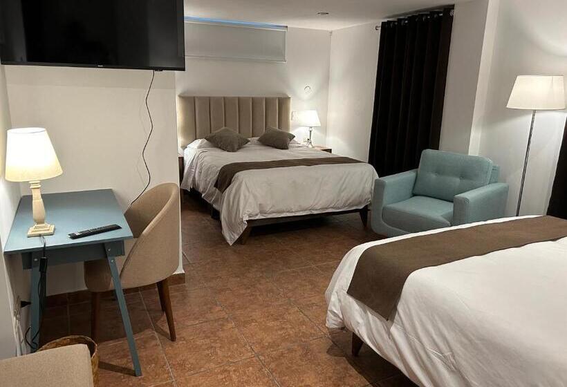 فندق صغير Habitaciones La Casona