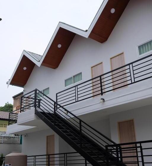 Bed and Breakfast บ้านสว่างศิลป์@อยุธยา Baan Sawhangsilp@ayutthaya