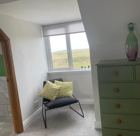 צימר Cois Na Mara Bridges Of Ross V15 T677