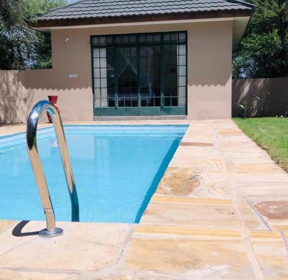 Bed and Breakfast Golf View Private Bungalow