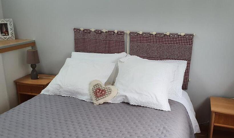 ベッドアンドブレックファースト La Canadienne