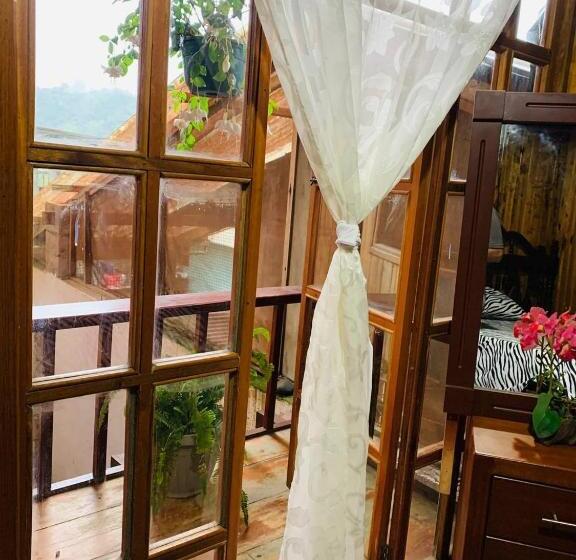 تختخواب و صبحانه La Casa Del Oso De Anteojos