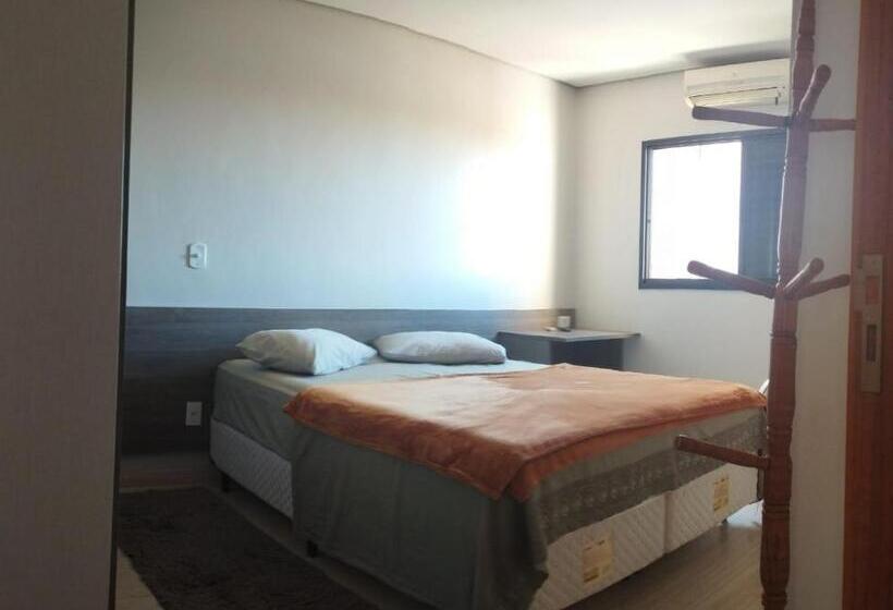 Bed and Breakfast Quarto Centro Dourados