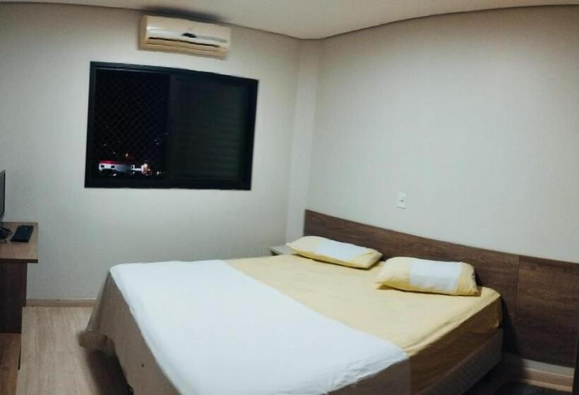 Bed and Breakfast Quarto Centro Dourados