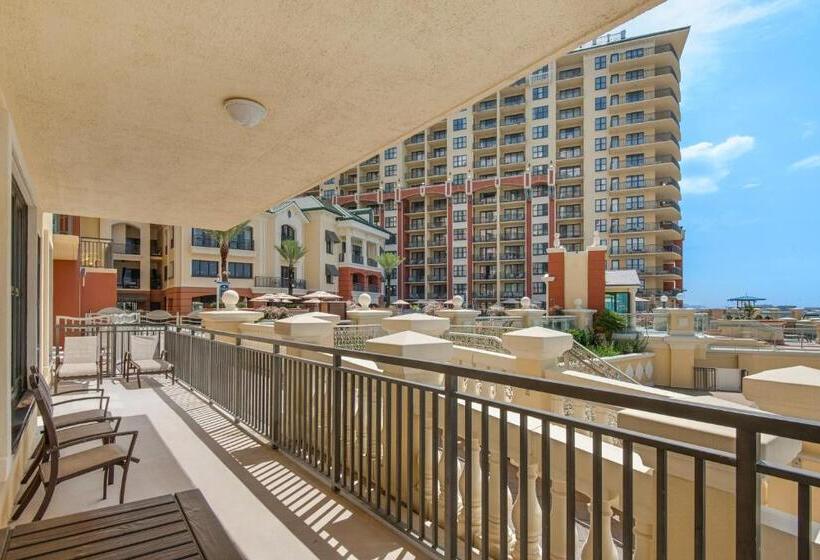 Bright, Corner Unit With Incredible Gulf And Sunset Views!