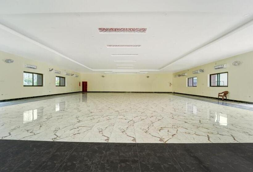 Collection O Vnr Hotel And Resort