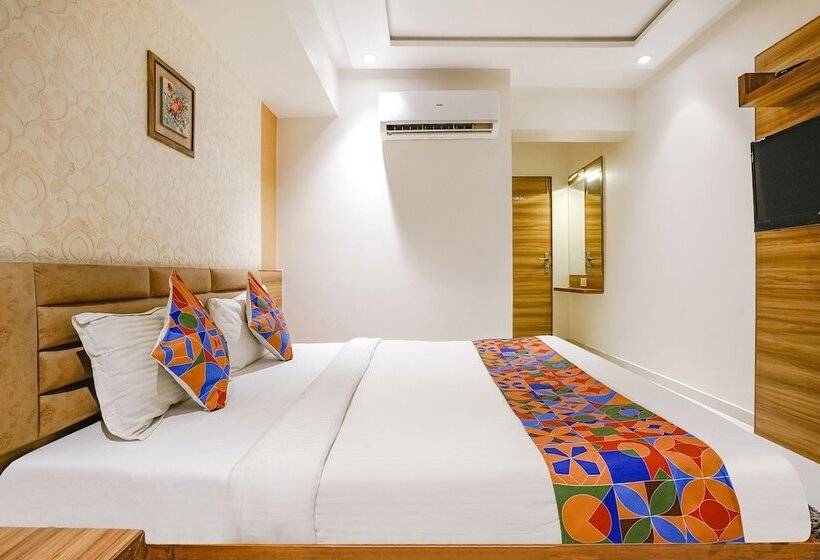 Fabhotel Kingsway