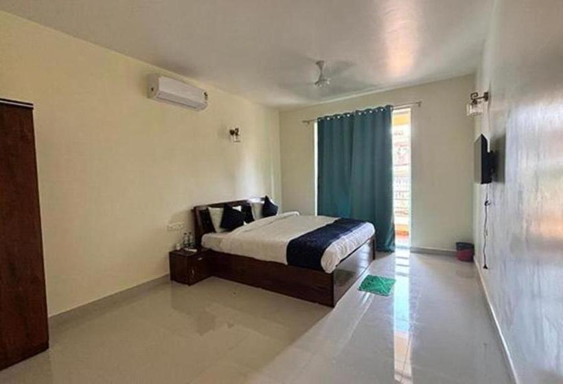 Fabhotel Sterling Garden