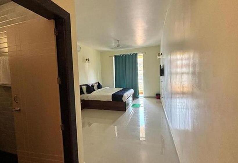 Fabhotel Sterling Garden