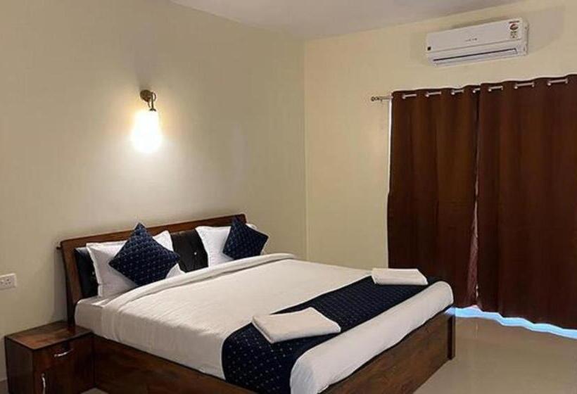 Fabhotel Sterling Garden