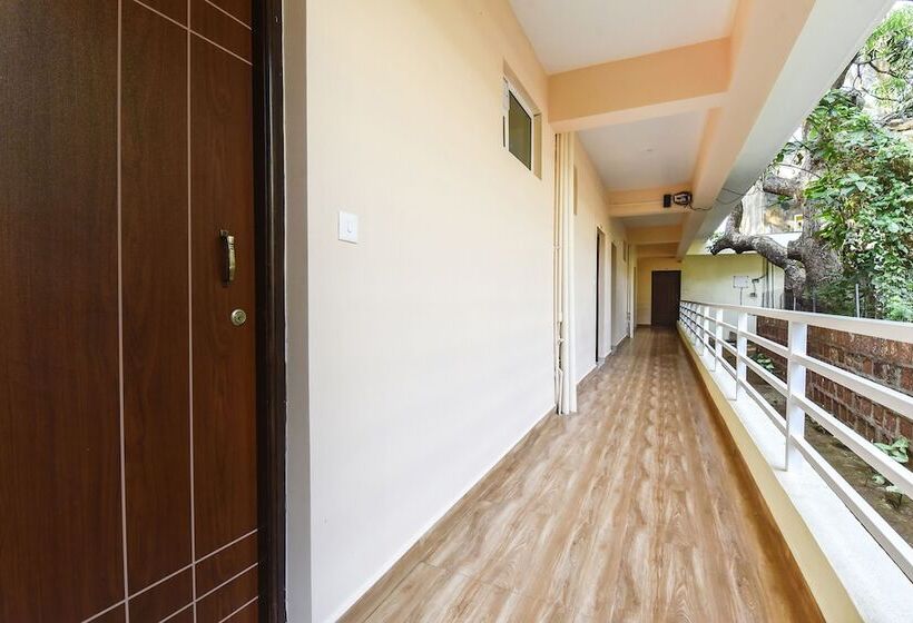 Fabhotel Sterling Garden