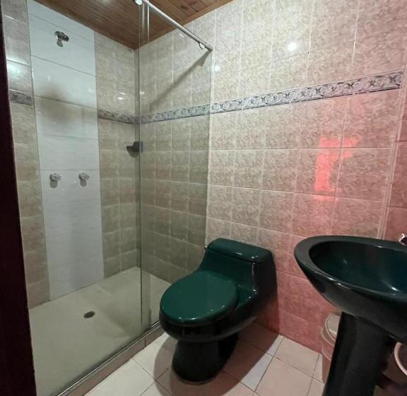 Finca Hotel Piscinando En Pereira