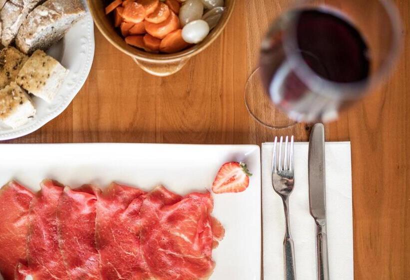 فندق Agritur Calvola