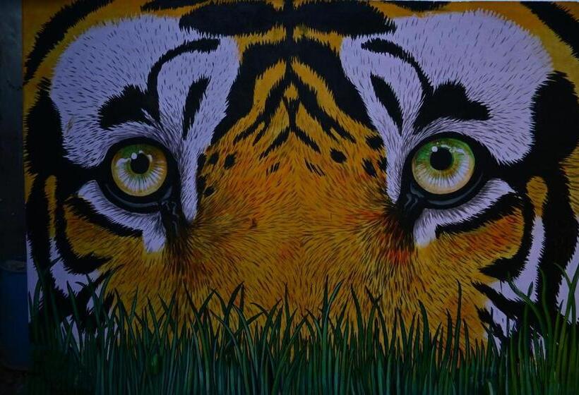 בית מלון כפרי Aijasvan Resort