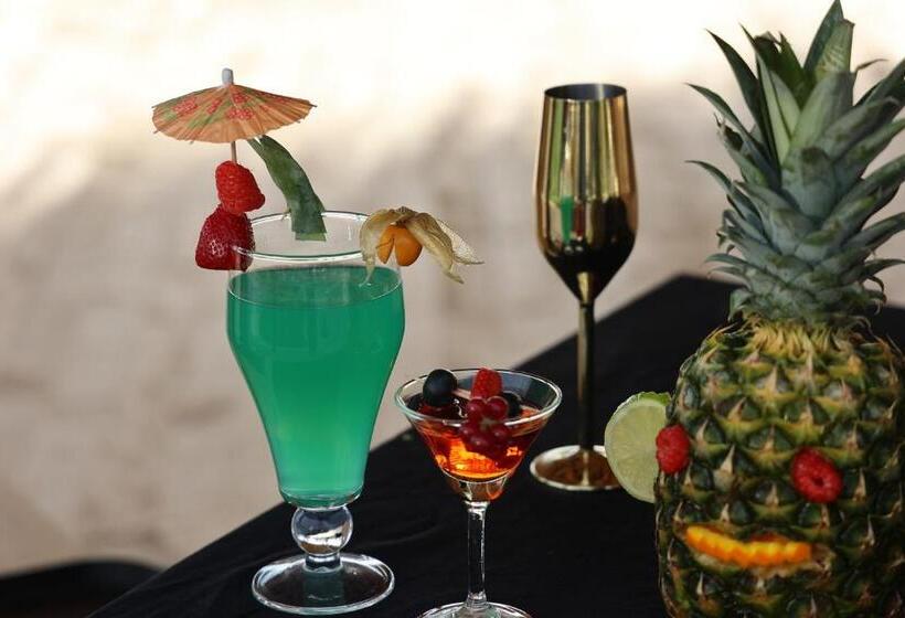 酒店 Aria Beach Resort By Hana Turismo
