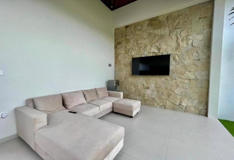 בית מלון כפרי Belvilla Tirta Sari Resort Central Ubud