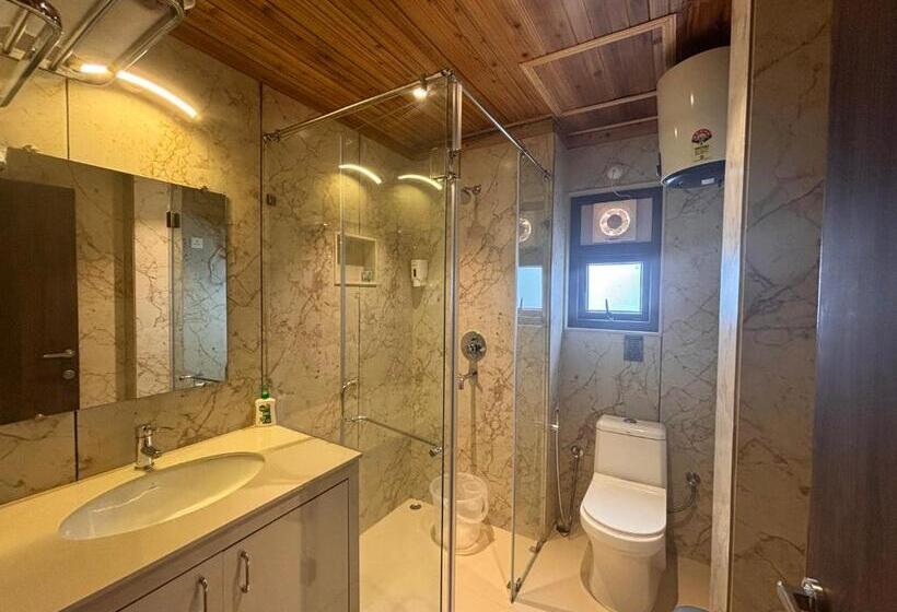 호텔 Blue Orchid Premium