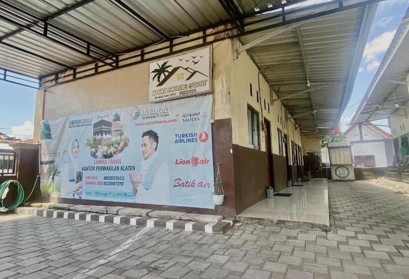 호텔 Capital O 93829 Alika Homestay Syariah