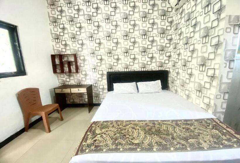 호텔 Capital O 93829 Alika Homestay Syariah