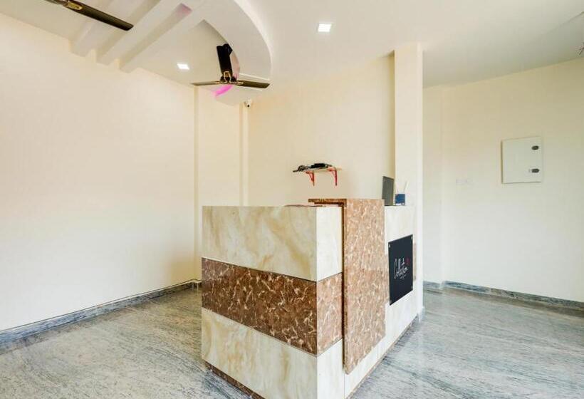 호텔 Collection O Vijay Residency