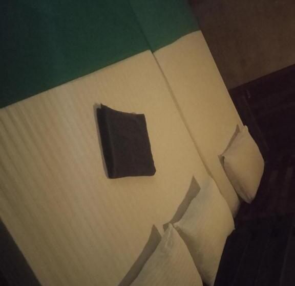 Отель Dulma Sinharaja Resot