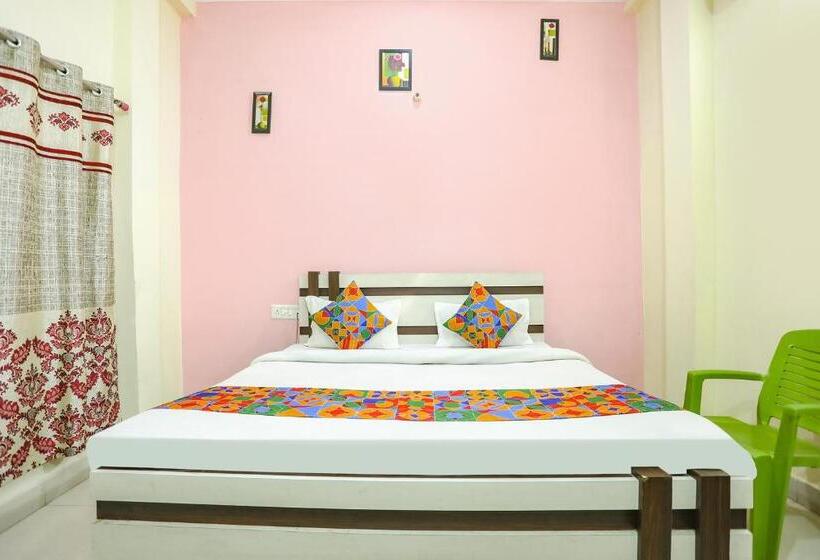 ホテル Fabexpress Maa Vaishno Palace