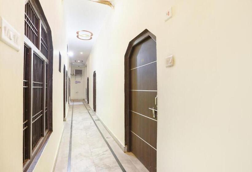 ホテル Fabexpress Maa Vaishno Palace