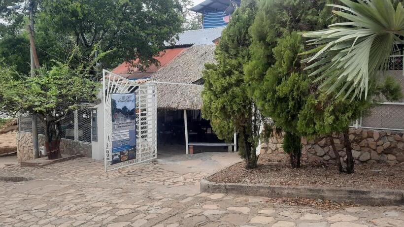 ホテル Habitacion Para Varias Personas