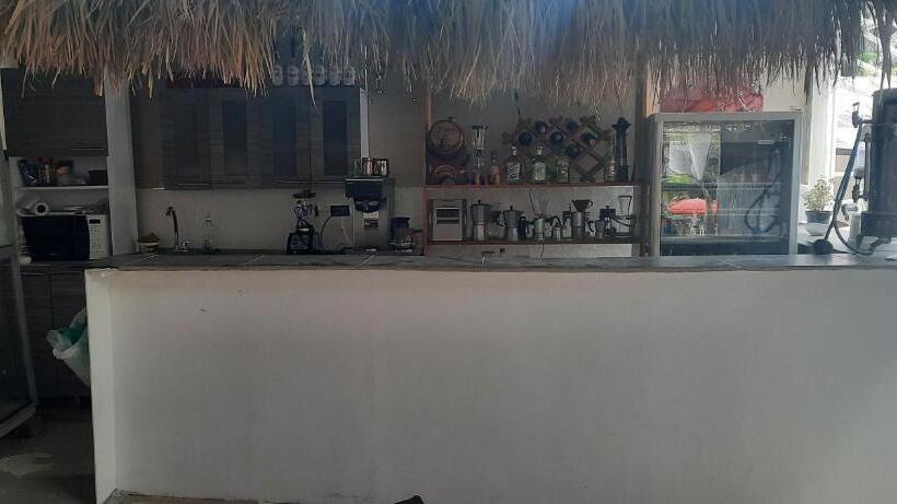 ホテル Habitacion Para Varias Personas