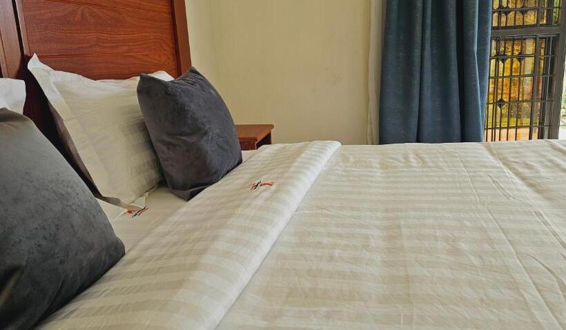 هتل Kaije Country Cottages