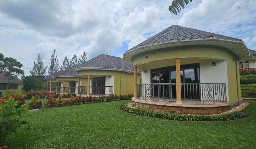 هتل Kaije Country Cottages