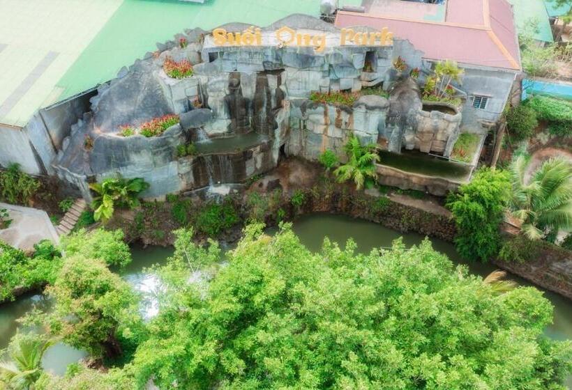 هتل Khu Du Lịch Suối Ong