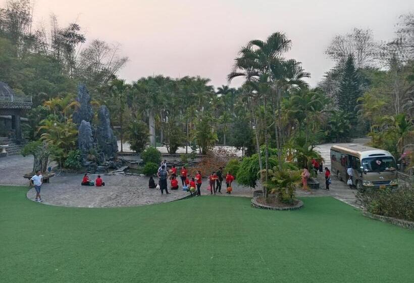 هتل Khu Nghỉ Dưỡng Good Time