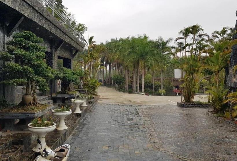 هتل Khu Nghỉ Dưỡng Good Time