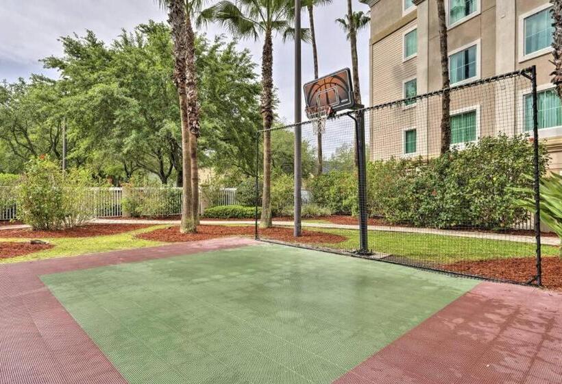 فندق King Bed Studio Free Shuttle