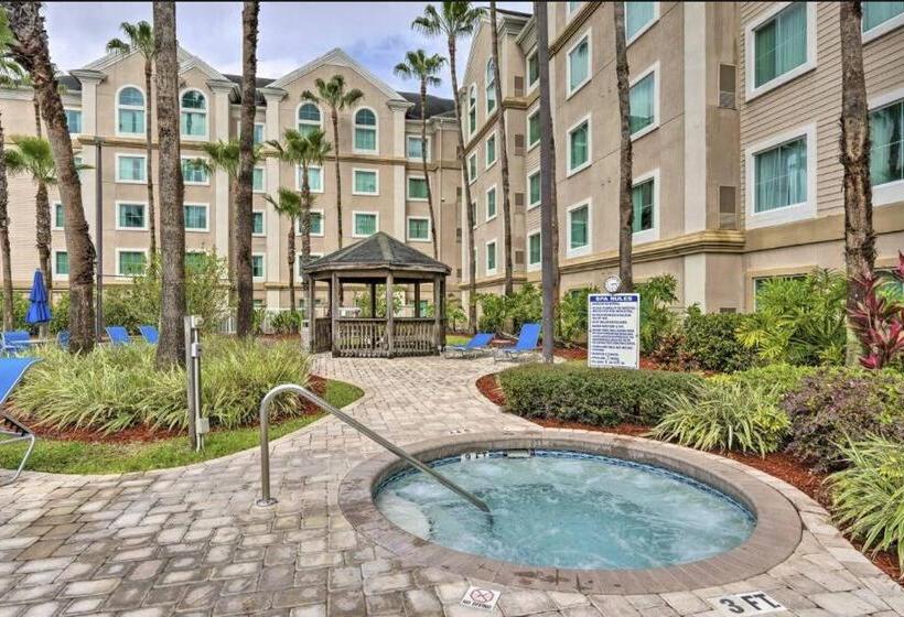 فندق King Bed Studio Free Shuttle