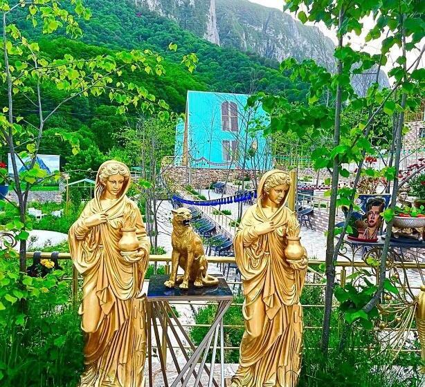 هتل Mountain Breeze