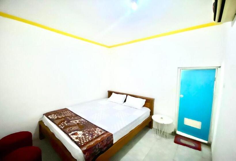 酒店 Oyo 93817 Vera Guesthouse