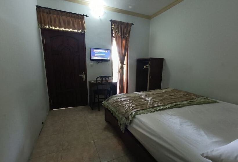 בית מלון כפרי Oyo 93826 Cprc Inn Serpong