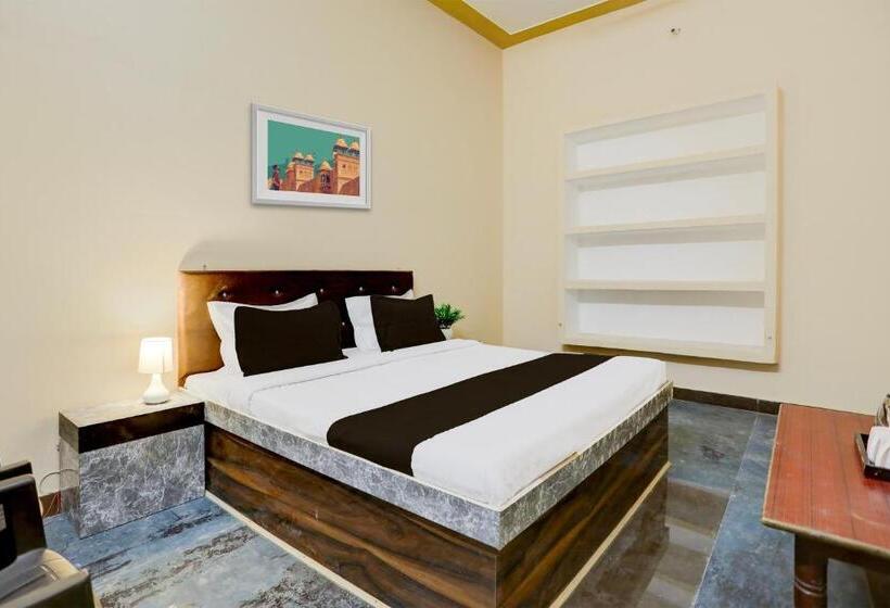 호텔 Oyo Flagship Moon S.e.z