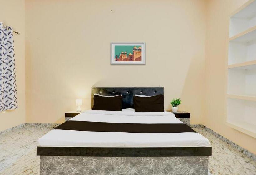 호텔 Oyo Flagship Moon S.e.z