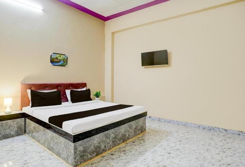 호텔 Oyo Flagship Moon S.e.z